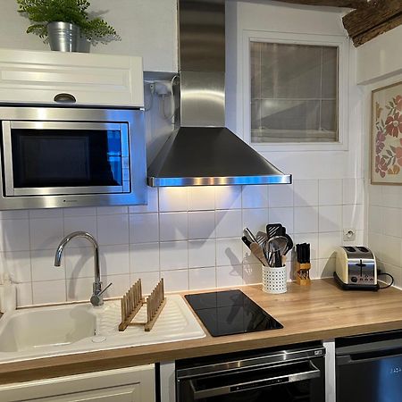 Une Pause Chez Julien, Appartement Lumineux Et Idealement Situe! Honfleur Exterior foto
