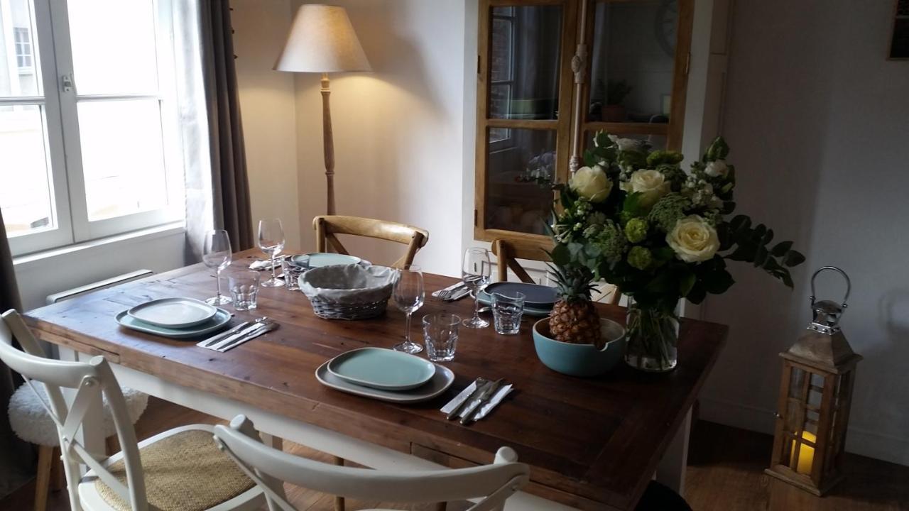 Une Pause Chez Julien, Appartement Lumineux Et Idealement Situe! Honfleur Exterior foto