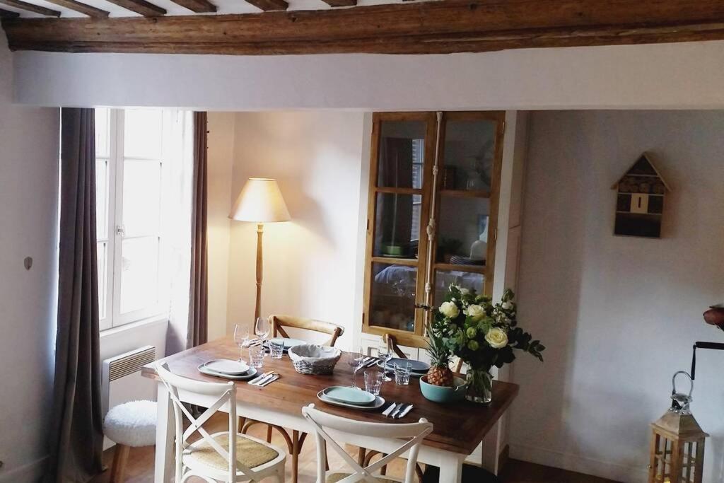 Une Pause Chez Julien, Appartement Lumineux Et Idealement Situe! Honfleur Exterior foto