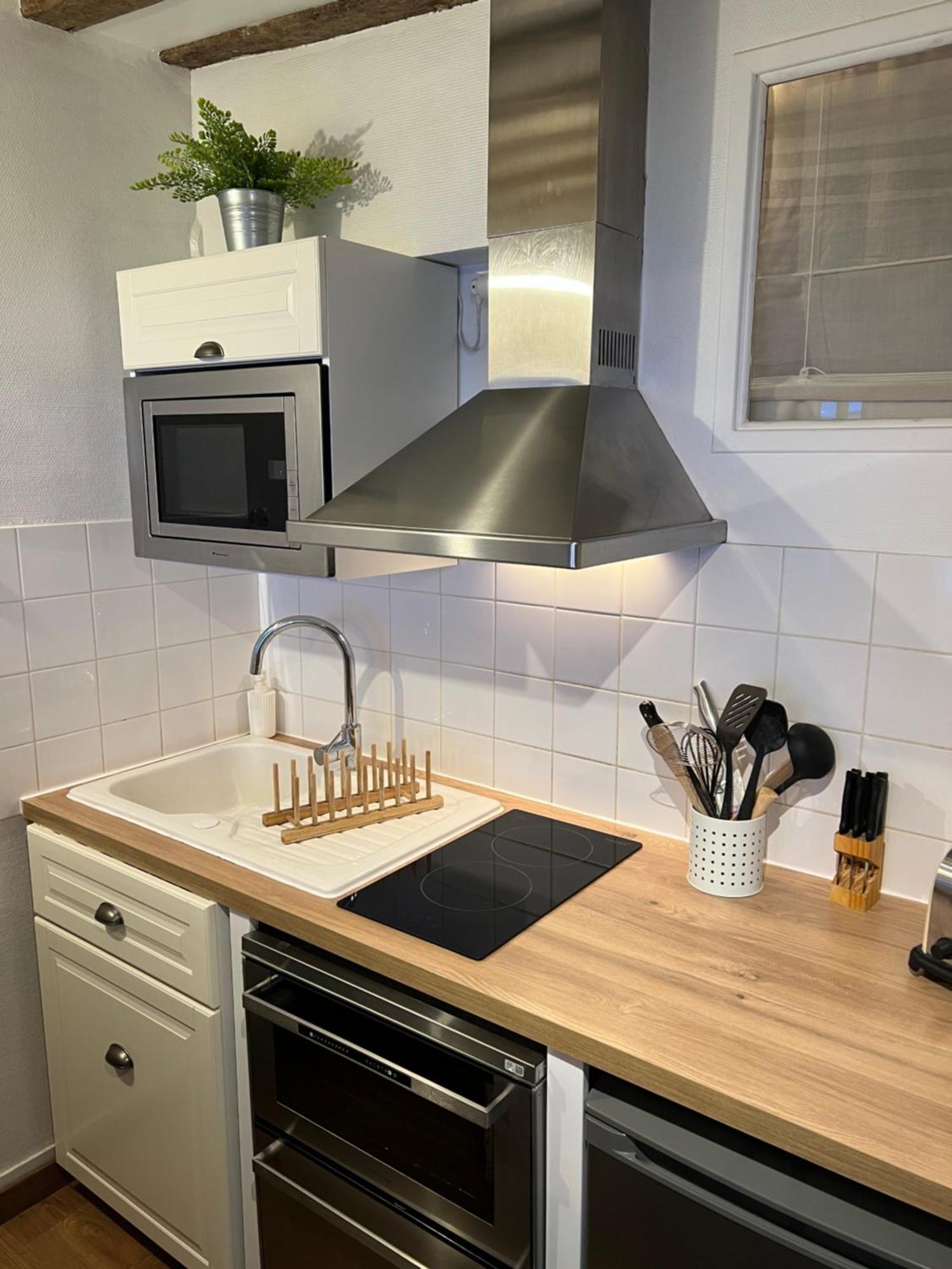 Une Pause Chez Julien, Appartement Lumineux Et Idealement Situe! Honfleur Exterior foto